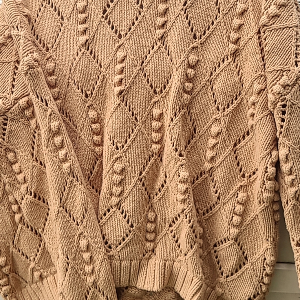 Long sleeve sweater